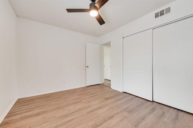 602 Timberline Drive, Hurst, TX 76053