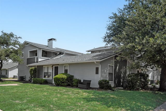 602 Timberline Drive, Hurst, TX 76053