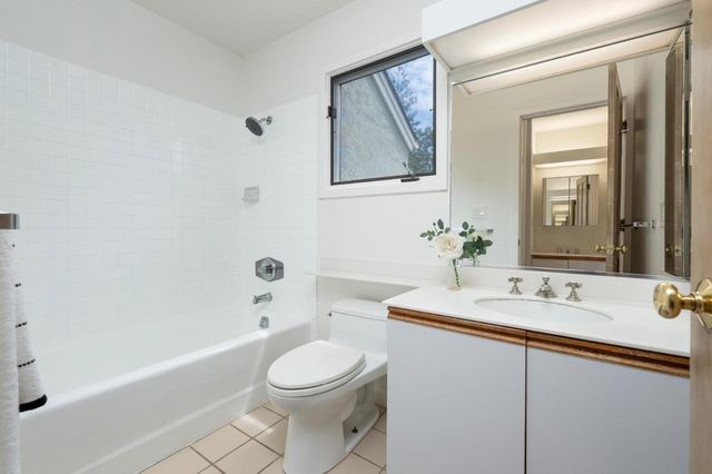 913 Cowper Street, Palo Alto, CA 94301