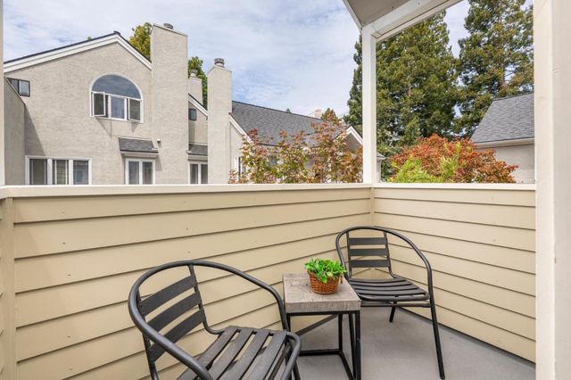 913 Cowper Street, Palo Alto, CA 94301