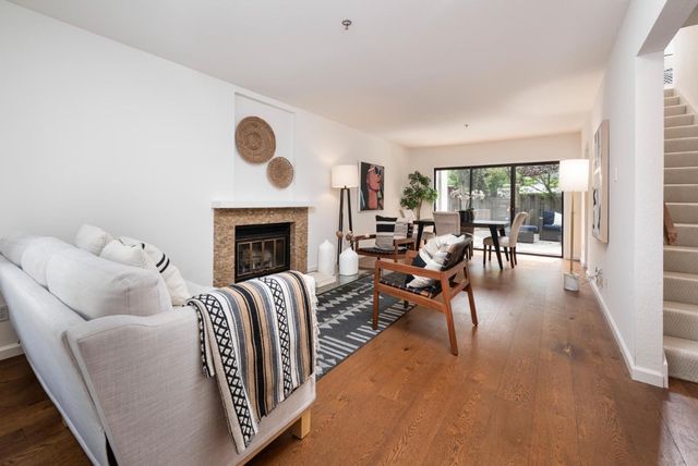 913 Cowper Street, Palo Alto, CA 94301