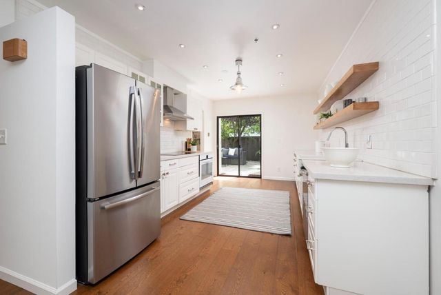 913 Cowper Street, Palo Alto, CA 94301