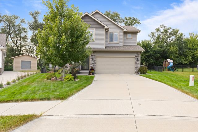 310 SW Murffys Run Court, Ankeny, IA 50023