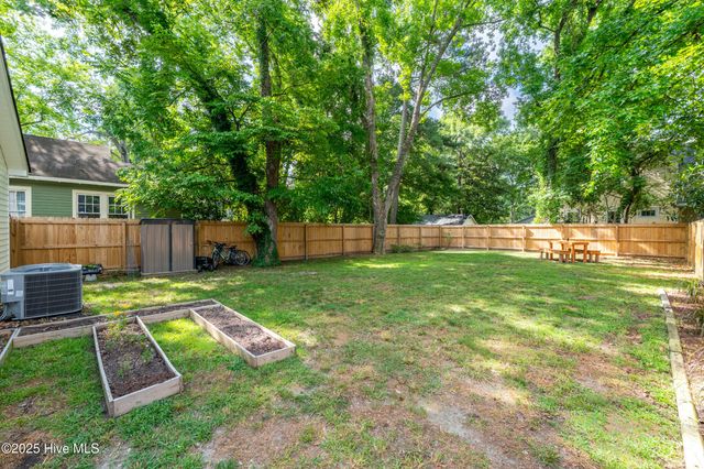 1302 E Walnut Street, Goldsboro, NC 27530