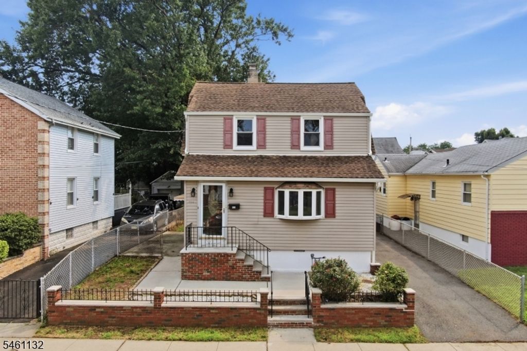 624 Britton St, Elizabeth City, NJ 07202 — exterior