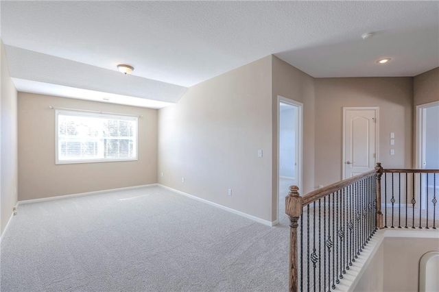 19011 W 99th Street, Lenexa, KS 66220