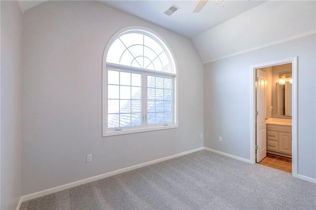 19011 W 99th Street, Lenexa, KS 66220