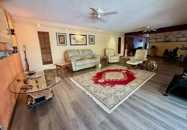 2048 SW 28th Terrace, Fort Lauderdale, FL 33312