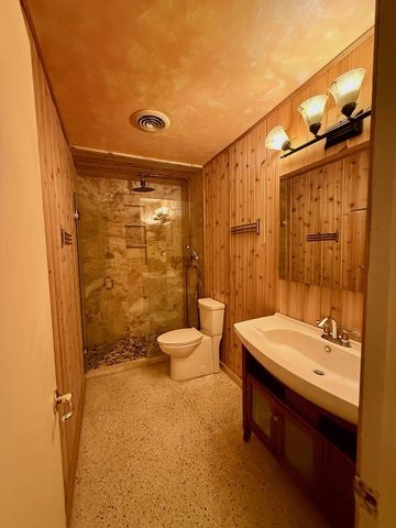 2048 SW 28th Terrace, Fort Lauderdale, FL 33312