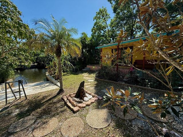 2048 SW 28th Terrace, Fort Lauderdale, FL 33312