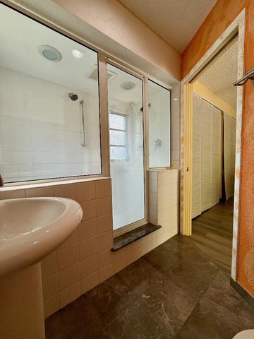 2048 SW 28th Terrace, Fort Lauderdale, FL 33312