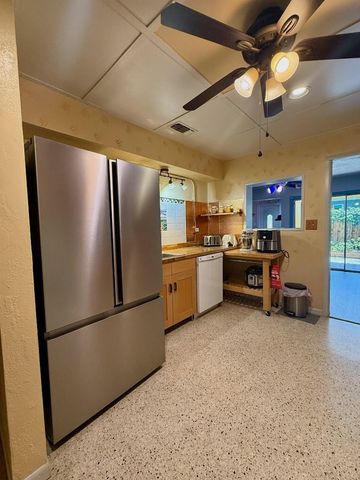 2048 SW 28th Terrace, Fort Lauderdale, FL 33312