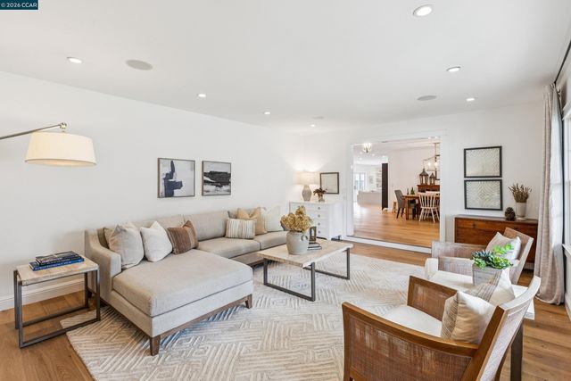 626 Mia Court, Danville, CA 94526