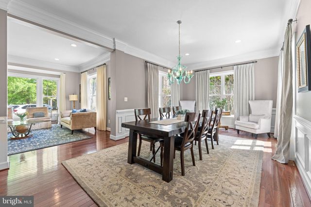 10505 TABA COVE CT, Fairfax, VA 22030
