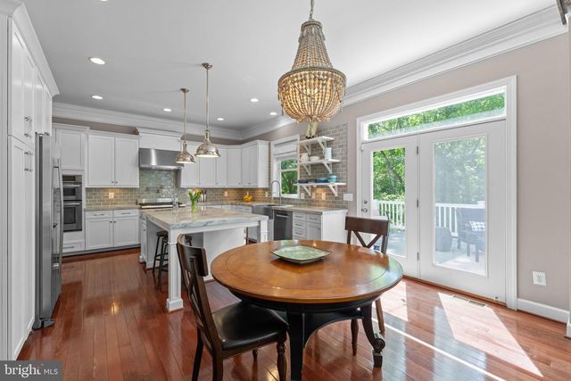 10505 TABA COVE CT, Fairfax, VA 22030