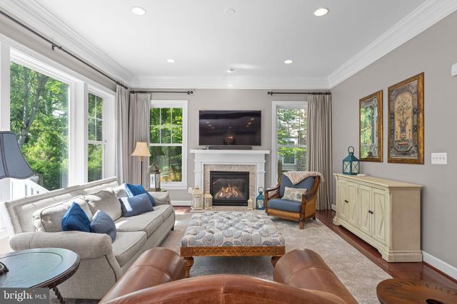 10505 TABA COVE CT, Fairfax, VA 22030