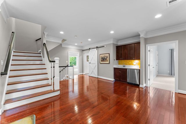 10505 TABA COVE CT, Fairfax, VA 22030