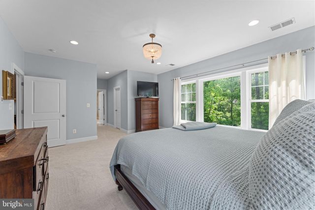 10505 TABA COVE CT, Fairfax, VA 22030