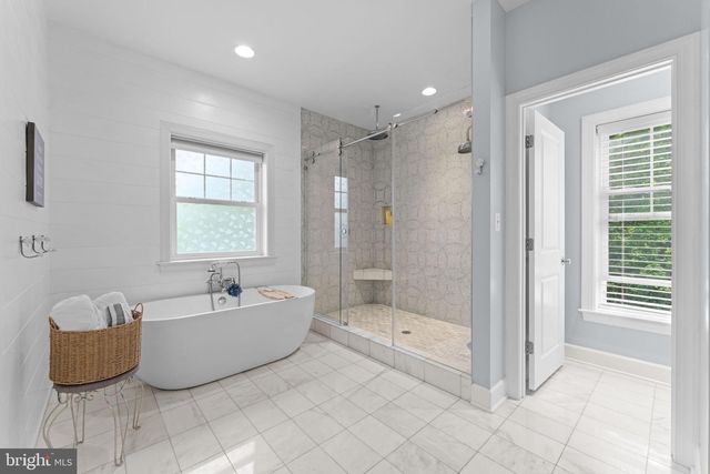 10505 TABA COVE CT, Fairfax, VA 22030