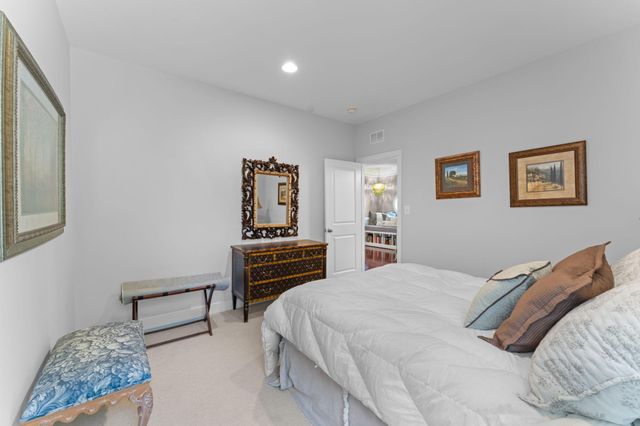 10505 TABA COVE CT, Fairfax, VA 22030