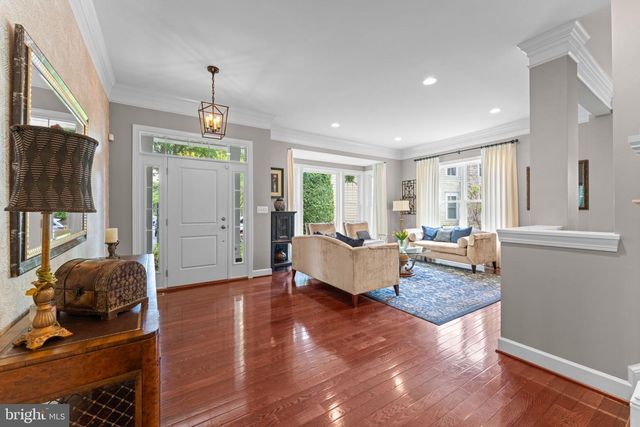 10505 TABA COVE CT, Fairfax, VA 22030