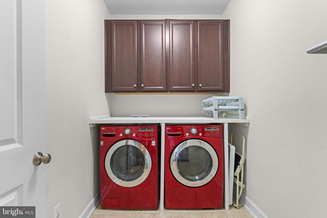 10505 TABA COVE CT, Fairfax, VA 22030