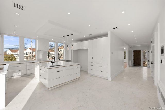 1 Dykstras Way W 202, Monsey, NY 10952