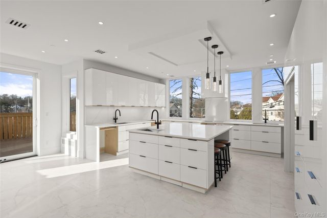 1 Dykstras Way W 202, Monsey, NY 10952