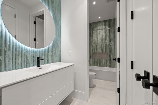 1 Dykstras Way W 202, Monsey, NY 10952