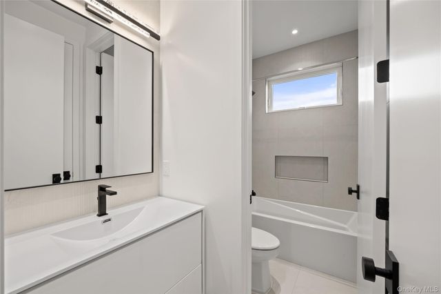 1 Dykstras Way W 202, Monsey, NY 10952