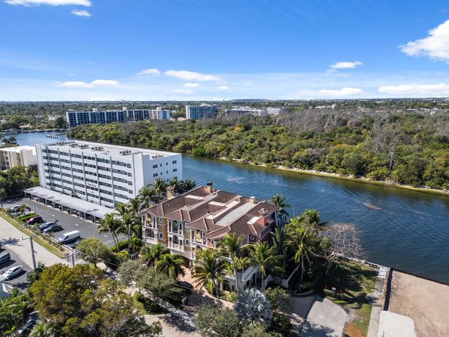 453 NE 19th Avenue D, Deerfield Beach, FL 33441