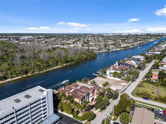 453 NE 19th Avenue D, Deerfield Beach, FL 33441