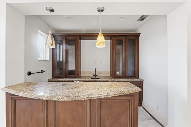 453 NE 19th Avenue D, Deerfield Beach, FL 33441