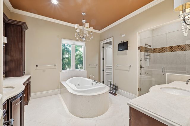 453 NE 19th Avenue D, Deerfield Beach, FL 33441