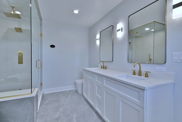 7509 N Oleander Avenue, Chicago, IL 60631