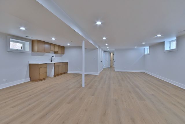 7509 N Oleander Avenue, Chicago, IL 60631