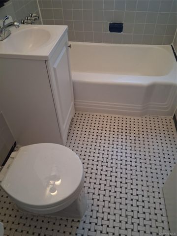 2235 CRUGER Avenue 5F, Bronx, NY 10467