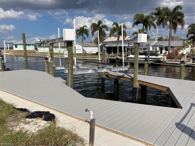 2849 TRIGGERFISH ST, Matlacha, FL 33993
