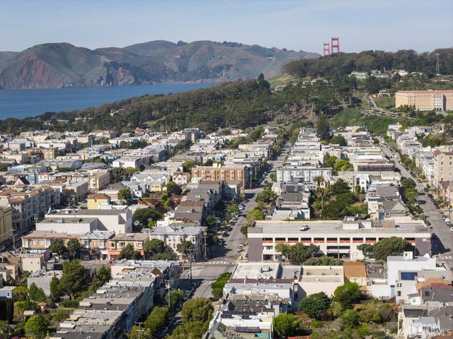 428 17th Avenue, San Francisco, CA 94121