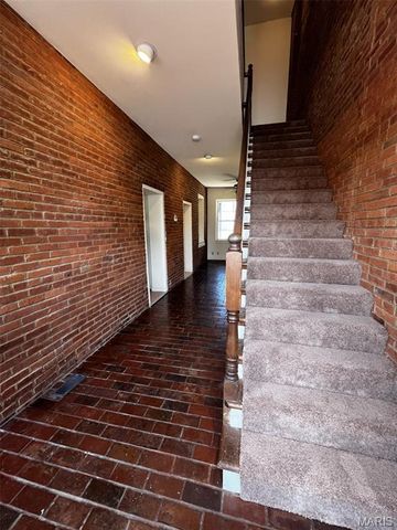 1917 S 11th Street, St Louis, MO 63104