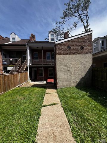 1917 S 11th Street, St Louis, MO 63104
