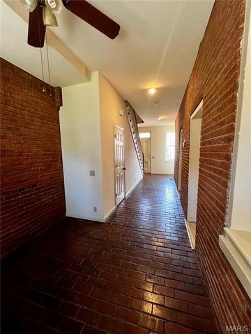 1917 S 11th Street, St Louis, MO 63104