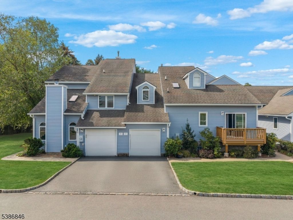 33 Knutsen Dr, West Orange Twp., NJ 07052