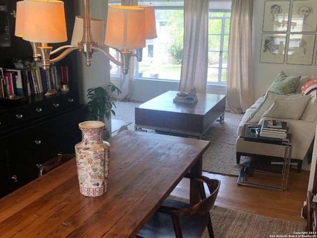 420 BRYN MAWR DR, San Antonio, TX 78209