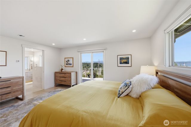 37709 Olympic View Rd NE, Hansville, WA 98340