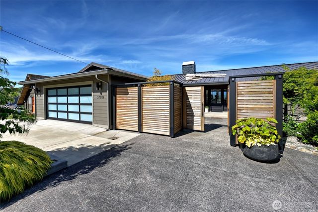 37709 Olympic View Rd NE, Hansville, WA 98340