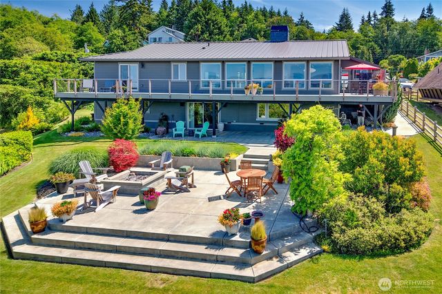 37709 Olympic View Rd NE, Hansville, WA 98340