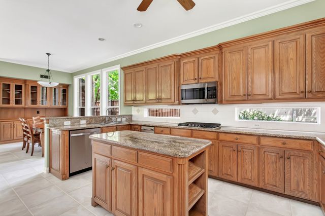 3409 Lakebrook Drive, Plano, TX 75093