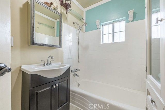 1000 N Mayo, Compton, CA 90221