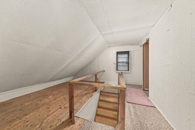 5532 N 11th STREET, Milwaukee, WI 53209